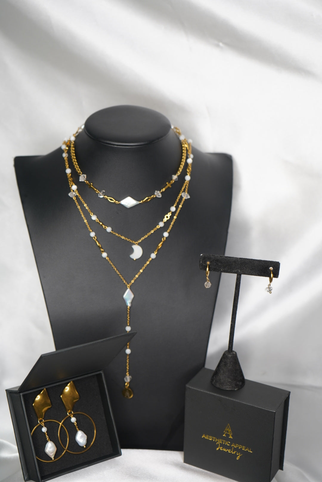 Lustre Diamond Pearl Y-Necklace